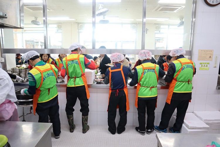 049f6ba519a0fc571417fabefbe4c21a_1576486